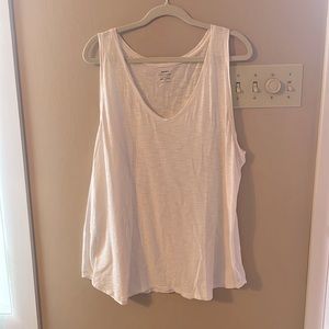 Old Navy white tank